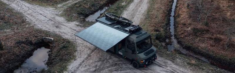 Mid-range RV solar system - read more: https://www.victronenergy.com/blog/2024/04/12/master-craftsmens-two-year-mercedes-conversion/