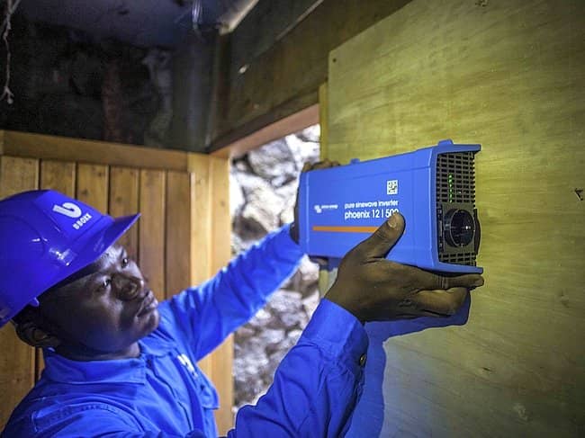 collaboration-to-deliver-payg-solar-solutions-to-the-congo-featured